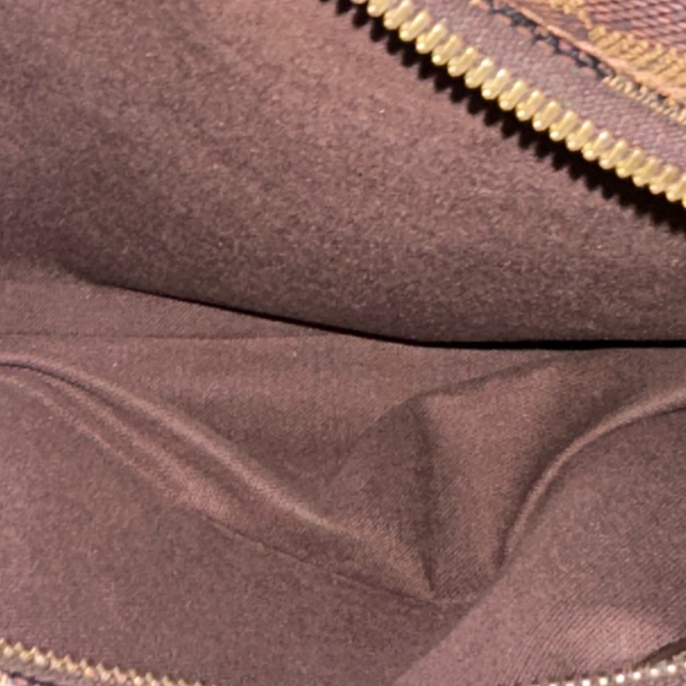 Louis Vuitton Naviglio Damier Ebene Luxury Authentic Messenger Bag - Picture 10 of 17
